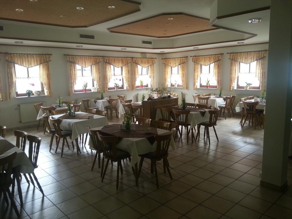 Landgasthof Lang Zum Adler Oberkalbach Extérieur photo